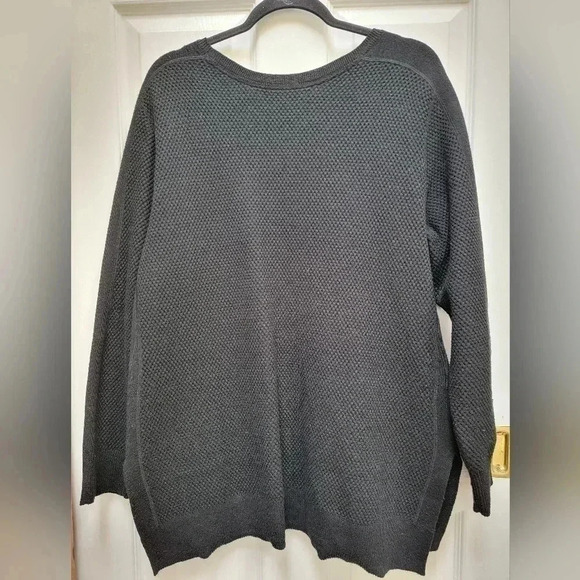 Athleta Women's Dynamic  Waffle Knit Long Sleeve Black Sweater Size XL - Picture 2 of 3